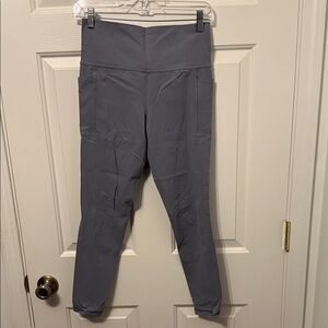 Athleta Blue/Gray Salutation Stash 7/8 Tight